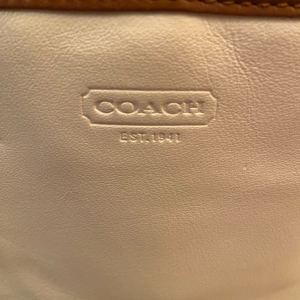 Coach Park Metro Leather Tote bag in a cream, navy, and brown color block F23683 - Picture 2 of 11